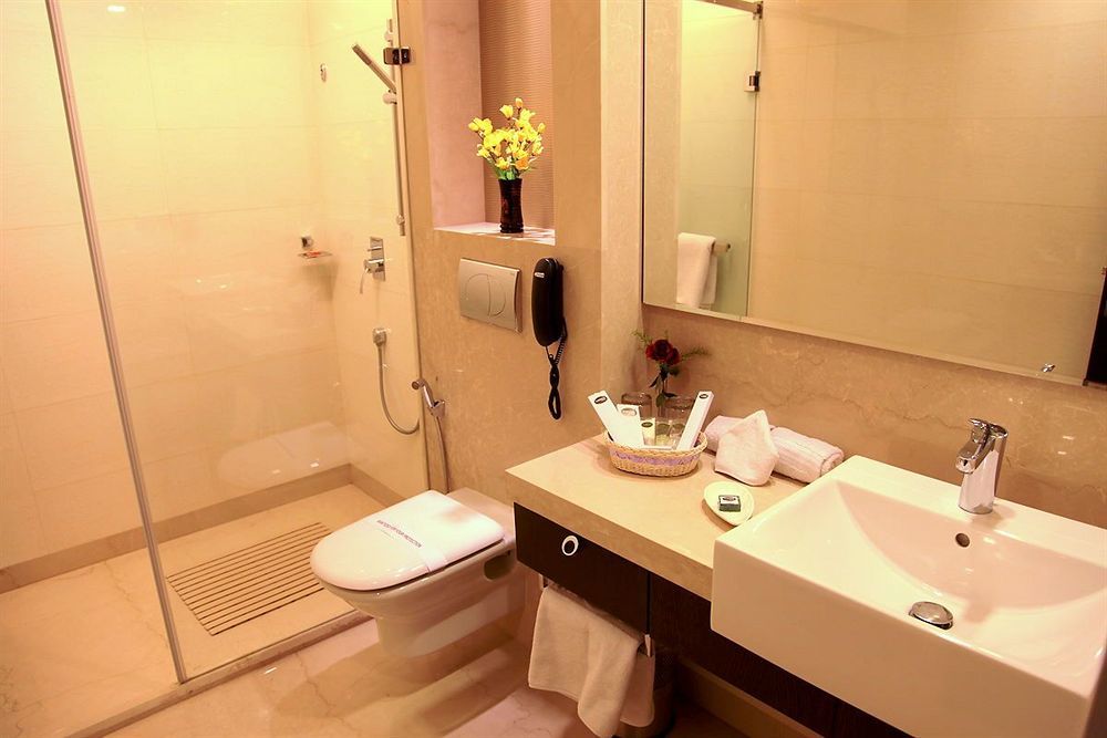 Hotel Florence New Delhi Ngoại thất bức ảnh