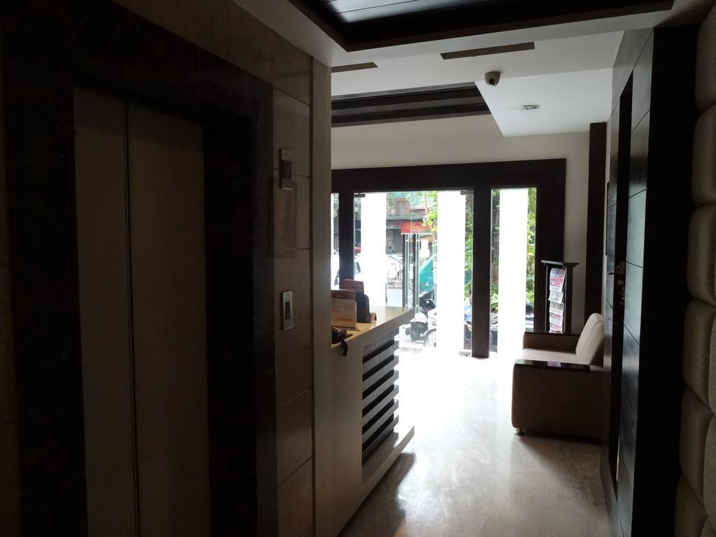 Hotel Florence New Delhi Ngoại thất bức ảnh
