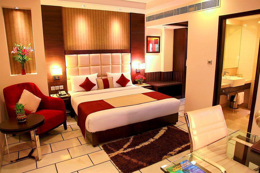 Hotel Florence New Delhi Ngoại thất bức ảnh